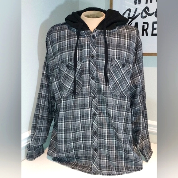 DRL Essentials Black/White/Grey Plaid Button Down Hoodie NWT - Picture 1 of 6